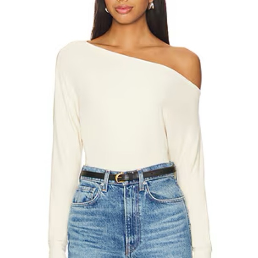 LNA Off-Shoulder Women's Top